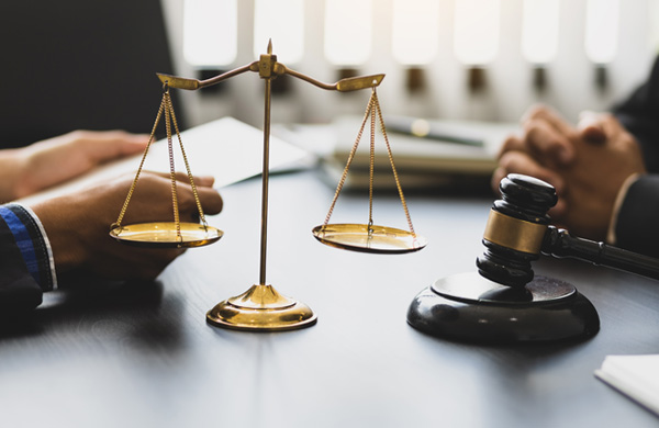 Top Corporate Law Firms In Dubai